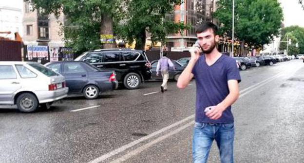 A passerby in Grozny. Photo by the "Caucasian Knot" correspondent A passerby in Grozny. Photo by the "Caucasian Knot" correspondent
