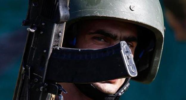 A law enforcer. Photo by Vlad Alexandrov, Yuga.ru A law enforcer. Photo by Vlad Alexandrov, Yuga.ru