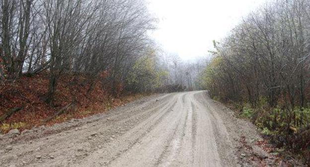 A road near the village of Dattykh in Ingushetia. Photo by Umar Yovloy for the "Caucasian Knot" A road near the village of Dattykh in Ingushetia. Photo by Umar Yovloy for the "Caucasian Knot"