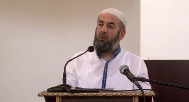 Nigmatul Radjabov. Photo: screenshot of the video by the user Мечеть Тангъим https://www.youtube.com/watch?v=oSb4Mo8FGLw Nigmatul Radjabov. Photo: screenshot of the video by the user Мечеть Тангъим https://www.youtube.com/watch?v=oSb4Mo8FGLw