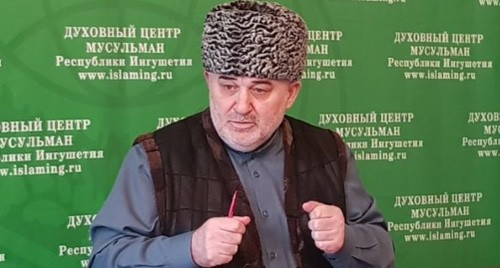 Isa Khamkhoev. Photo: the spiritual center of Muslims of Ingushetia https://muftiyatri.ru/2019/01/07/совещание-в-дцм-ри-07-01-2019/