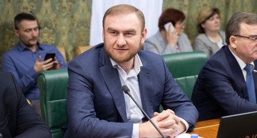 Rauf Arashukov. Photo: http://council.gov.ru/events/news/100988/