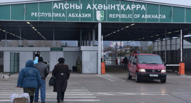 A checkpoint at the border between Georgia and Abkhazia. Photo © Sputnik / Томас Тхайцук
https://ee.sputniknews.ru/politics/20180523/10793260/parlamentarij-estonia-vzgljanut-gruzia-abhazia.html"