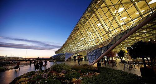 Baku airport. Photo: Anarki-Wiki - https://ru.wikipedia.org