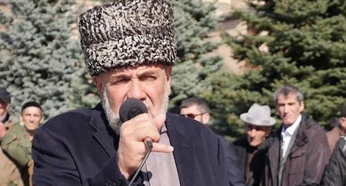 Akhmed Barakhov. Screenshot from video posted by user ‘Pravda Ingushetii’, http://www.youtube.com/watch?v=G4EdB0NJRek