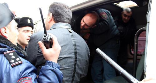Participant of protest rally in Yerevan is being detained, March 14, 2019. Photo by Tigran Petrosyan for the Caucasian Knot