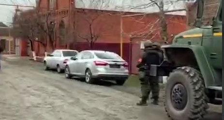 Law enforcers in masks in the streets of Ingushetia on April 3, 2019. Photo: screenshot of the video by FortangaORG