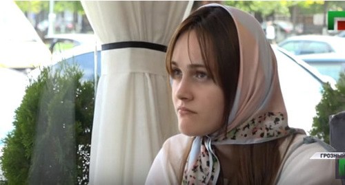 TV story about Chechen girl taken out of Moscow to Chechnya. Screenshot from ‘Grozny’ TV Company broadcasting, http://www.youtube.com/watch?time_continue=1&v=JqgMCSFfTF4