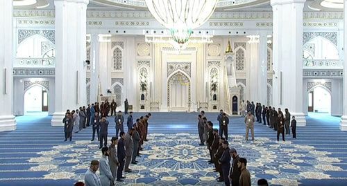 The opening ceremony of the "Muslims' Pride" Mosque in Shali. Photo: screenshot of the video by the Grozny TV channel https://www.youtube.com/watch?time_continue=1&amp;v=yQN_j5xjwXM