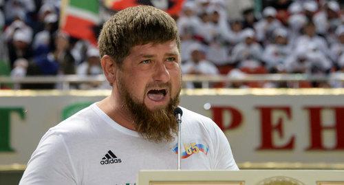 Ramzan Kadyrov delivers a speech before the football match organized in honor of Russian President Vladimir Putin. Grozny, October 7, 2017. Photo: REUTERS/Said Tsarnayev