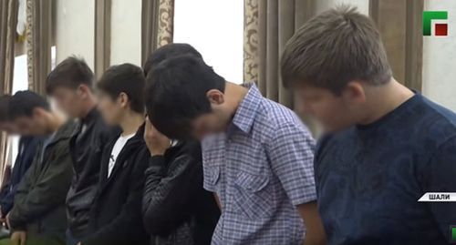 Young men apologize for their Internet posts on air of the Chechen TV. Screenshot from video posted by the Chechen TV Channel at https://www.youtube.com/watch?v=X8yS1QCjrpc