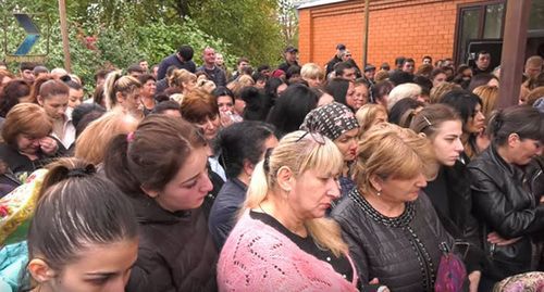 Funeral of Regina Gagieva. Screenshot from video posted by Krylia TV https://www.youtube.com/watch?v=KJ34Byd7H9k