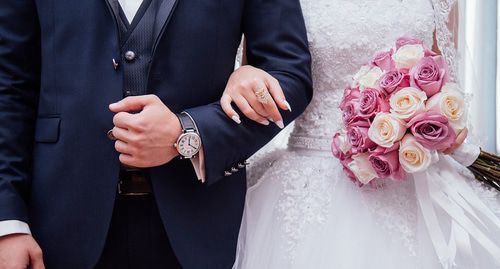 A wedding. Photo: StockSnap https://pixabay.com/ru/users/jetratull-10530573/?tab=latest