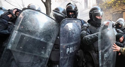 Policemen. Photo: REUTERS/Irakli Gedenidze