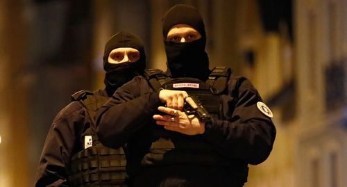 Policemen in Strasbourg. Photo: REUTERS/Christian Hartmann