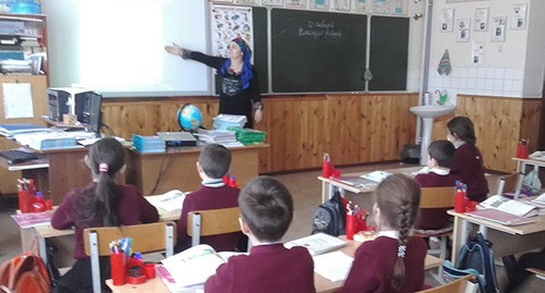 Lesson in one of Kabardino-Balkarian schools. Photo: School of literate consumer, http://xn--c1adpoeect8c.xn--p1ai/?p=4010