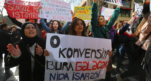 A poster at the feminists' action in Baku saying, "The (Istanbul) Convention will come here, exclamation mark". Photo by Aziz Karimov for the "Caucasian Knot"