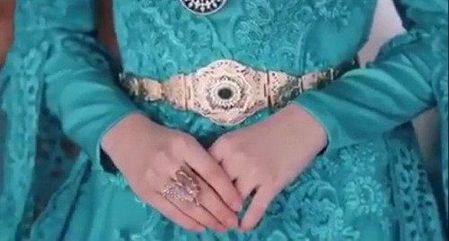 Screenshot of the video shot on behalf of a daughter of Adam Delimkhanov, the adviser to the leader of Chechnya, where the girl is called the "sultana of the sun and moon" https://www.facebook.com/huseyn.barhoy.3/videos/211220066913216/