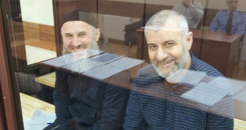 Musa Malsagov (left) and Barakh Chemurziev (right) attending hearings at the Yessentuki City Court, March 19, 2020. Photo by Magomed Abubakarov for the Caucasian Knot