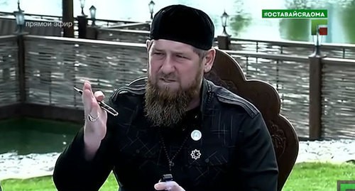 Ramzan Kadyrov at a meeting of the operational headquarters on April 17, 2020. Screenshot of the video by the Grozny TV channel https://www.youtube.com/watch?v=PGmx9mlRG7E