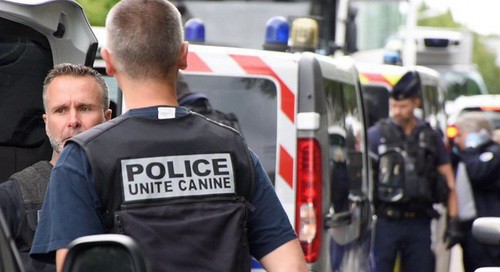 A police operation in Dijon. Photo by the press service of the French police / Twitter