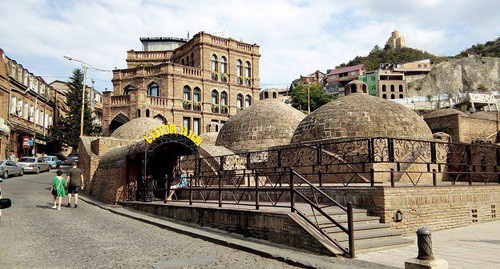 Abanotubani, an ancient district of Tbilisi, Georgia, which is popular among tourists. Photo by M. Kuznetsova for the "Caucasian Knot" 