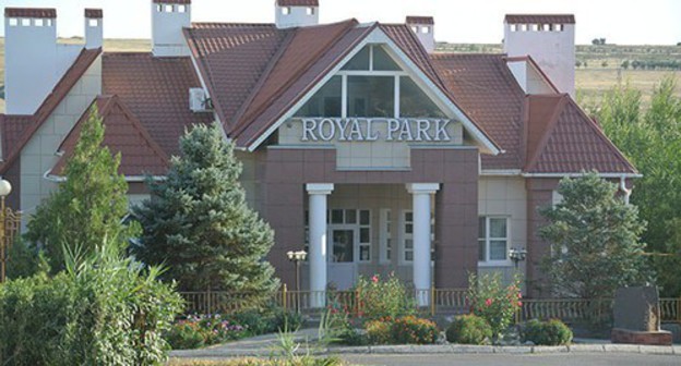 'Royal Park' restaurant in Elista. Photo by Badma Byurchiev for the Caucasian Knot