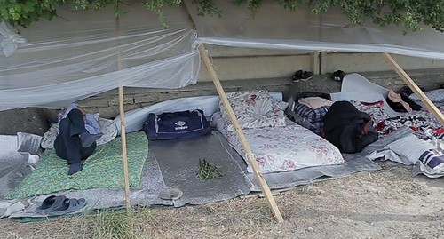 A tent camp in the village of Kullar. Screenshot of the video by the "Caucasian Knot"