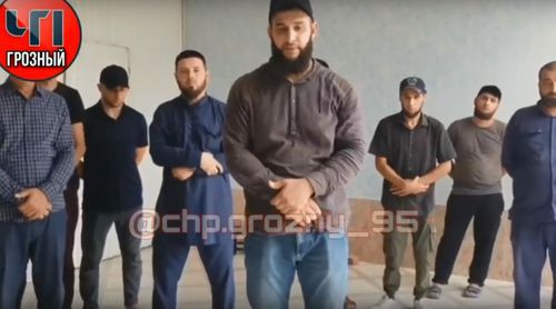 Men from among relatives of blogger Mamikhan Umarov, a critic of the Chechen authorities, who was killed in Vienna, make confession in a video appeal. Screenshot: www.youtube.com/channel/UCLI-8VNoX0Qdd49WEHOMqKw