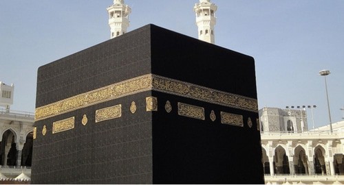 Kaaba. Photo: https://ru.wikipedia.org/wiki/Кааба