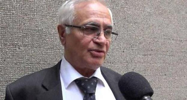 Ragim Gaziev. Photo: YouTube / kanal13.TV
https://ru.sputnik.az/incidents/20171226/413377251/jeks-ministr-oborona-administrativnoe-nakazanie-baku.html