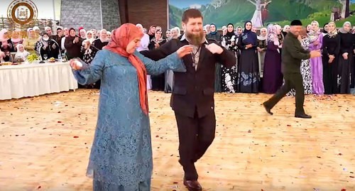 Ramzan Kadyrov and other guests of a crowded wedding party of Abubakar Kadyrov. Screenshot of a photo on Kadyrov's page on the "VKontakte" social network https://vk.com/ramzan