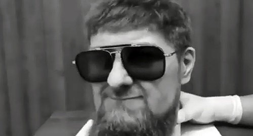 Mask simulating the Ramzan Kadyrov's faceScreenshot: https://www.youtube.com/watch?v=-b_hhDCCWIc&feature=emb_logo