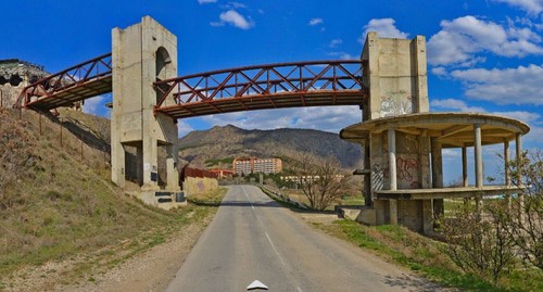 The bridge located near the village of Morskoye in Crimea. Screenshot of the Yandex.Maps image