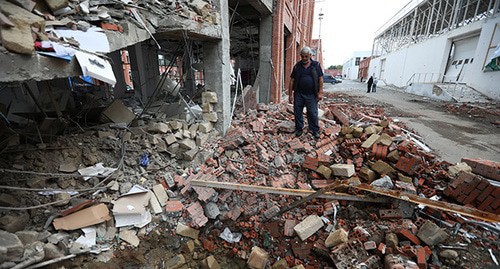 A destroyed residential house in the city of Gandja, October 2020. Photo: REUTERS/Aziz Karimov