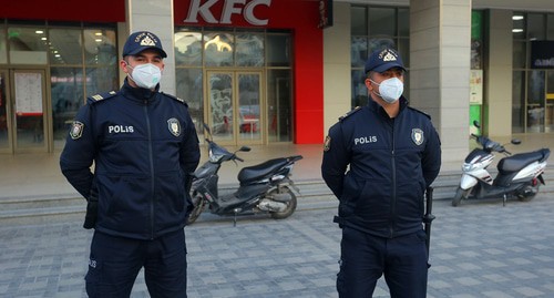 The police of Baku during the pandemic. Photo: REUTERS/Aziz Karimov