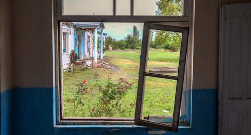 View from a window of a house in Terter, destroyed by artillery shelling, October 5, 2020. Photo by Aziz Karimov for the Caucasian Knot