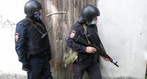 Law enforcers. Photo: NAC press service, http://nac.gov.ru/