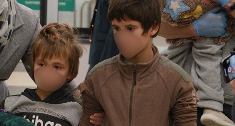 Children brought back from Syria, November 13, 2020. Photo: press service of the Ombudsperson of Russia, http://deti.gov.ru/articles/news/anna-kuznecova-vernula-iz-sirii-na-rodinu-31-rossijskogo-rebyonka