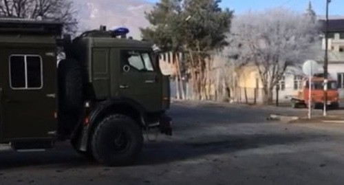 At the site where suicide bomber activated an explosive device, village of Uchkeken, Karachay-Cherkessia. Photo: press service of the National Antiterrorist Committee, http://nac.gov.ru/