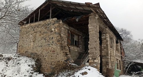 Abandoned house in the village of Tasy Verst, December 7, 2020. Photo courtesy of David Simonyan