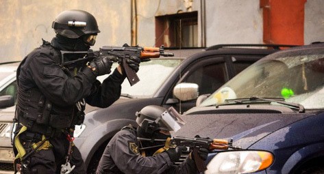 Law enforcers during CTO. Photo by the press service of the National Antiterrorist Committee (NAC) http://nac.gov.ru/antiterroristicheskie-ucheniya/taktiko-specialnoe-uchenie-groza-2015-v.html