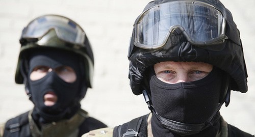 Law enforcers. Photo by Gennady Anosov / Yugopolis