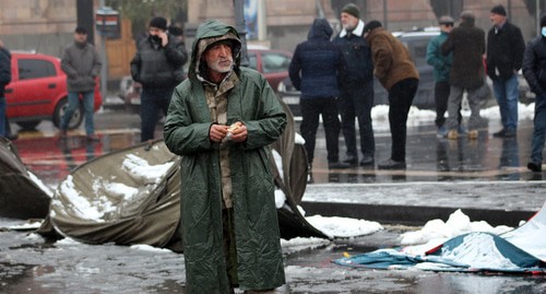 Protester in the centre of Yerevan, December 23, 2020. Photo by Tigran Petrosyan for the Caucasian Knot