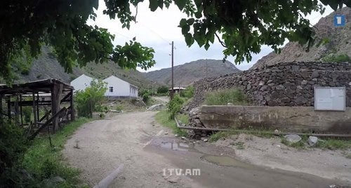 The village of Nrnadzor. Screenshot of the video by 1tv.am https://www.youtube.com/watch?v=vJszuJ-p67g&amp;feature=emb_title