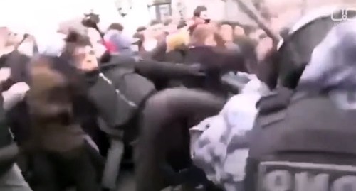 A native of Chechnya, who used violence against law enforcers at a Moscow rally. Screenshot of the video by UCHANNEL https://www.youtube.com/watch?v=HAxOmOBiWPc
