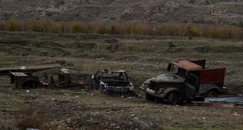 Damaged vehicles of the Armenian army. Nagorno-Karabakh, December 14, 2020. Photo by Aziz Karimov for the "Caucasian Knot"