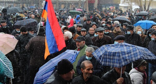 Opposition rally in Yerevan, February 20, 2021. Photo by Armine Martirosyan for the Caucasian Knot