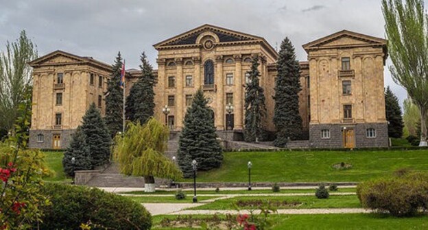 National Assembly of the Republic of Armenia. Photo © official website of the Armenian National Assembly
https://ru.armeniasputnik.am/armenia/20170519/7371819/armeniya-parlament-vice-spikery-vybory.html