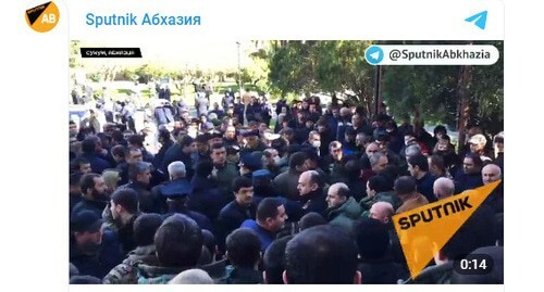 In Abkhazia, opposition hold a protest action near parliament building, March 2, 2021. Screenshot: @SputnikAbkhazia t.me/SputnikAbkhazia/4436